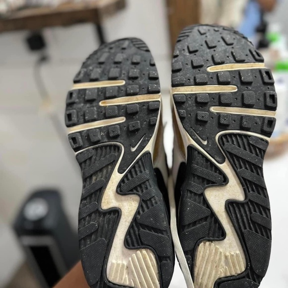 Nike Airmax - Picture 2 of 3